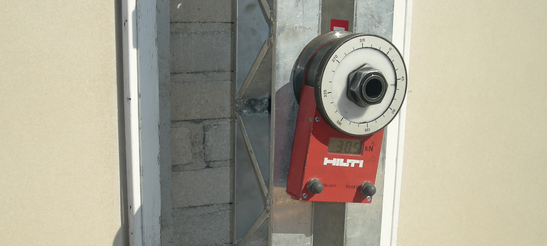 Hilti on sale pull tester